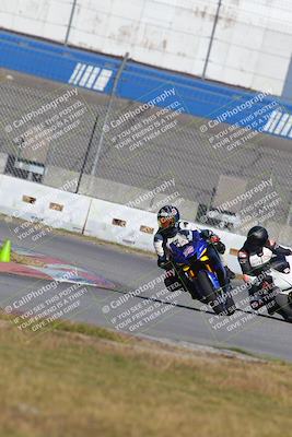 media/Nov-26-2022-Fastrack Riders (Sat) [[b001e85eef]]/Level 3/Session 3 Outside Turn 9/